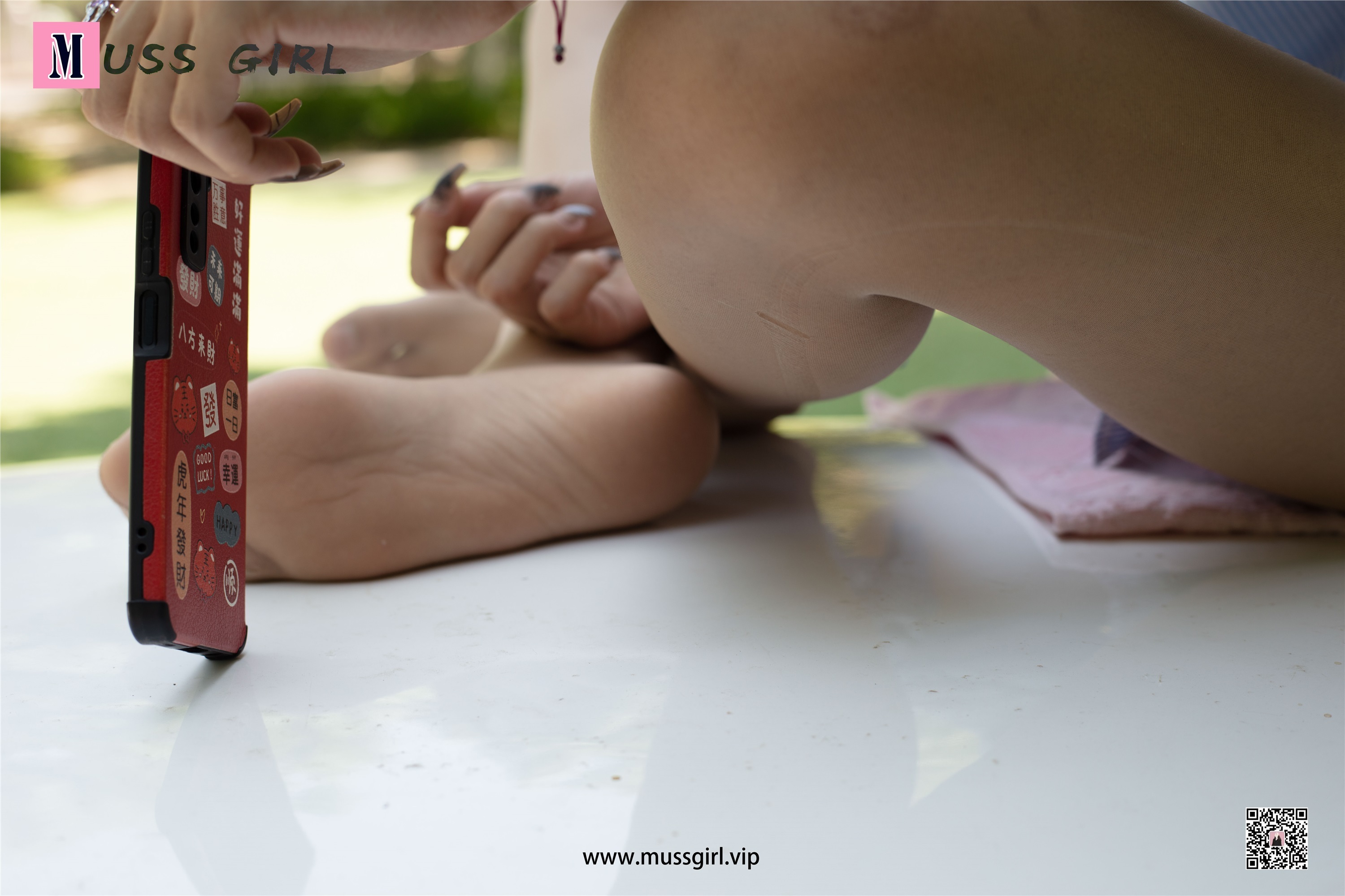 MussGirl慕丝女郎  NO.211 牛仔热裤肉丝美女